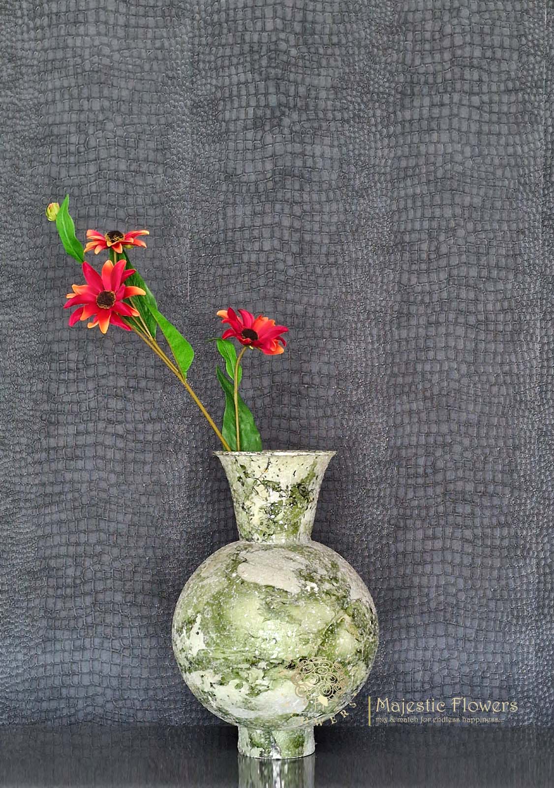 Vaas groen mozaiek "S"